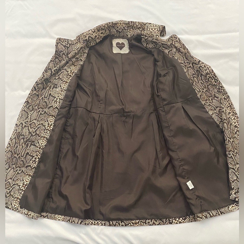 Heart Soul Snakeskin print coat Size X-Large - Picture 8 of 9